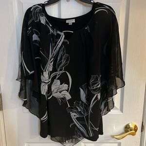 Avenue blouse size 18/20 tank top with cover attached in black and white flower